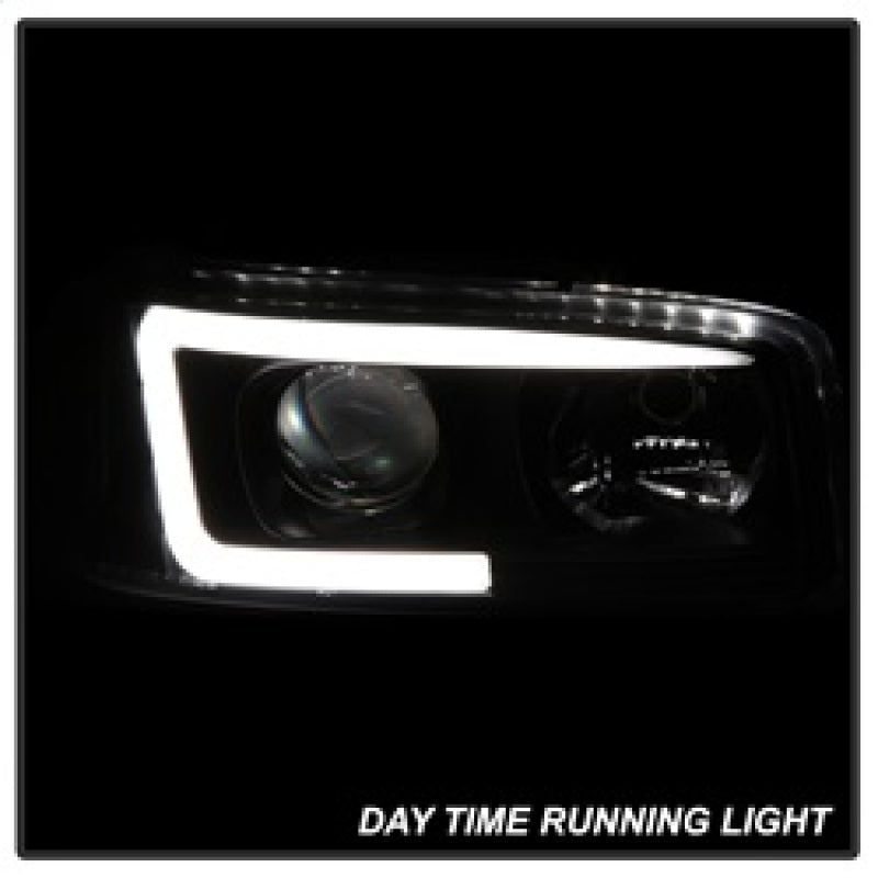 SPYDER 5084521 Spyder GMC Sierra 1500/2500/3500 99-06 V2 Projector Headlights - DRL - Black PRO-YD-CDE00V2-LB-BK